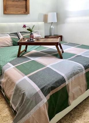 Постільна білизна різні кольорові рішення