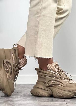 1347 кросівки трендові на високій підошві1 фото