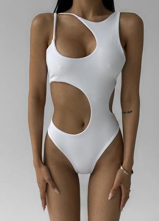 Жіночий білий суцільний купальник "shine"2 фото