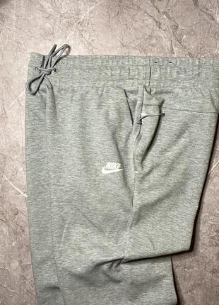 Спортивные штаны спортивки nike tech fleece