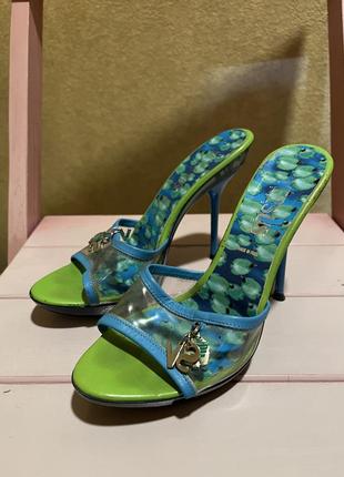 Босоножки versus versace винтаж