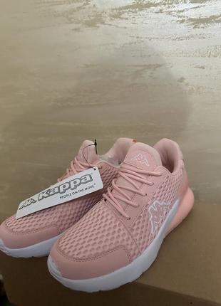 Кросівки kappa