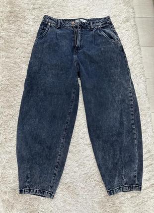 Джинсы мом слоучи zara на м 38
