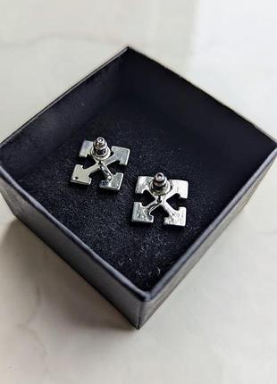 Сережки off white silver 10