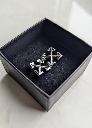 Сережки off white silver 9