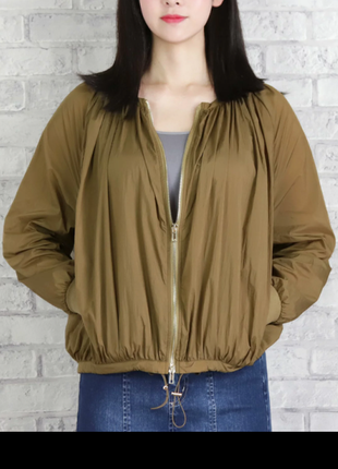 Легкая ветровка🌹