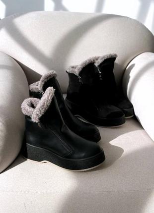 Черевики жіночі