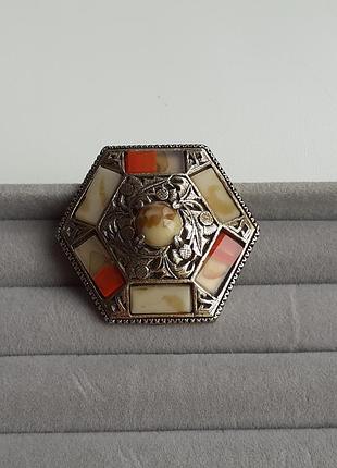 Красива брошка miracle