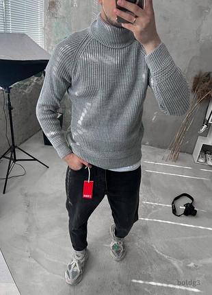 Мужской свитер под горло 2