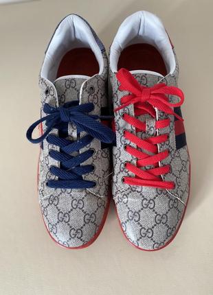 Кросівкиgucci.