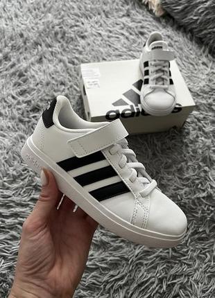 Кросівки adidas нові оригінал 29 розмір