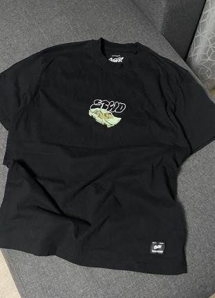 Футболка с вышивкой машина pull & bear stwd skateboard