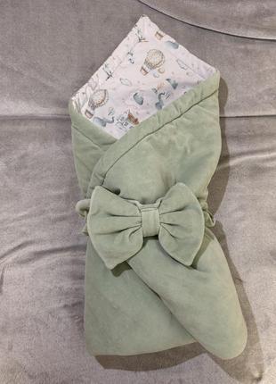 Дитячий конверт на виписку