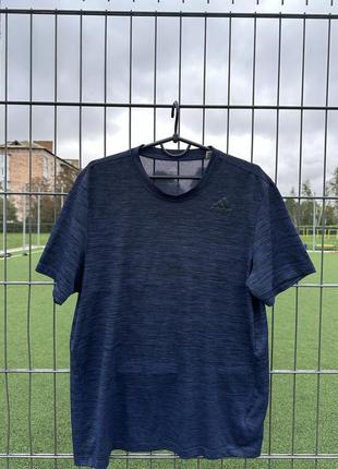 Спортивная футболка Adidas