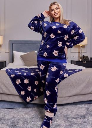 Піжама махрова з принтом
(unisex / family look)5 фото