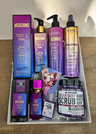 Подарочный набор косметики для девушки в подарок moschino toy 2
