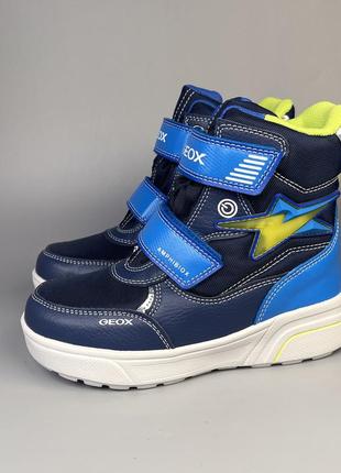 Зимові черевики geox sveggen 30 р. з мигалками