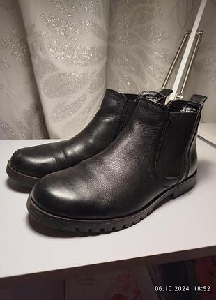 Чоботи жіночі шкіряні челсі caprice 38р,  24.3 см