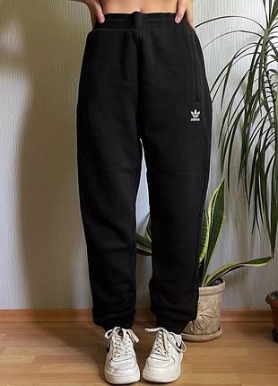 Штани adidas