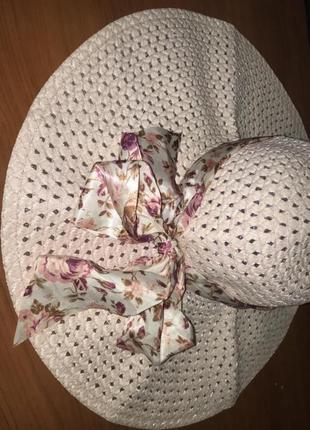 Шляпа плетеная