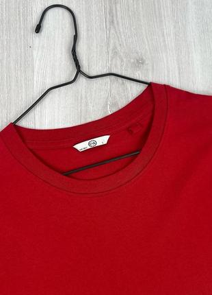 Яскрава червона футболка добре тягнеться стильна річ 100% бавовна2 фото