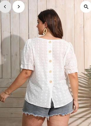 Супер актуальна блуза з прошвою і ґудзиками по спинці у білому кольорі від бренду shein🌿🌹4 фото