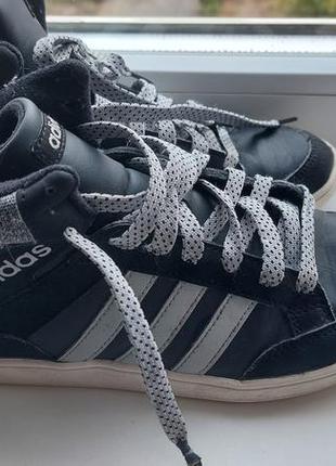 Ботинки спортивные adidas