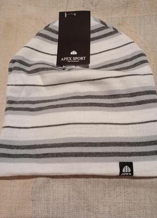 Мужская шапка