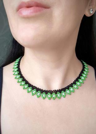 Зелене кольє з бісеру 🖤💚🤍