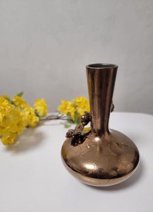 Керамическая ваза с люстровым покрытием бронзового цвета