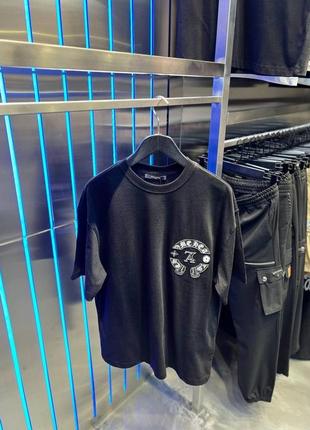 Черная футболка мужская с принтом в стиле chrome hearts