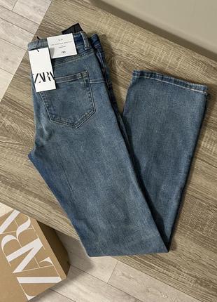 Джинсы клеш zara