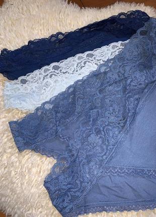 Набір бавовняних трусиків з мереживом