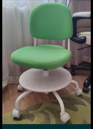 Крісло дитяче ikea