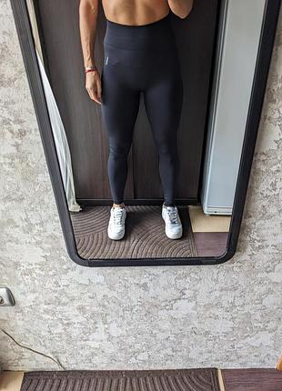 Спортивні  щільні лосини  від gymshark