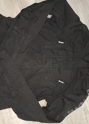 Куртка легкая рукав через пальчики и на молнии