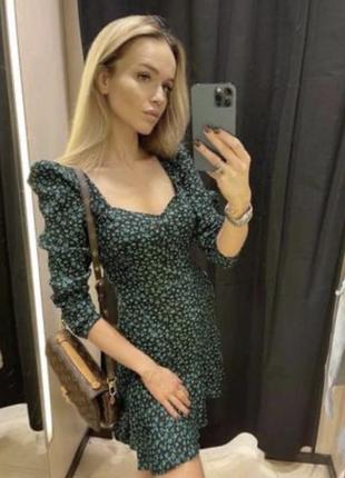 Стильне плаття zara