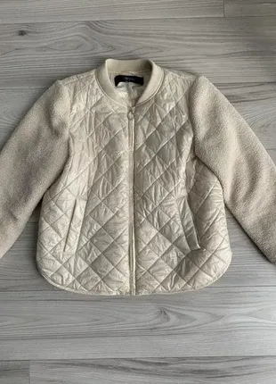 Актуальна демісезонна куртка vero moda