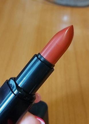 Помада кико