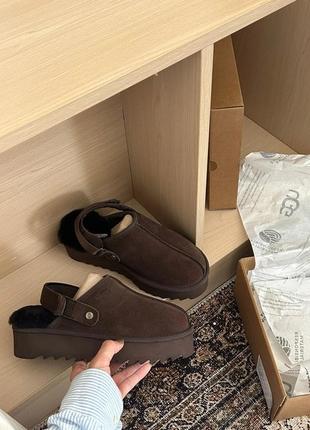 Красивые шоколадные коричневые угги с открытой пяткой в стиле ugg