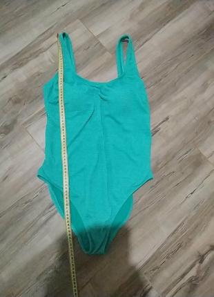 Слитный купальник