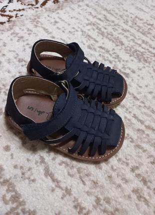 Фирменные босоножки, сандалии на малышей