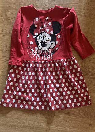 Сукня з мікімаусом