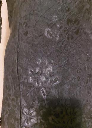 Красиве жіноче коротке мереживне, гіпюрове вечірнє плаття quiz