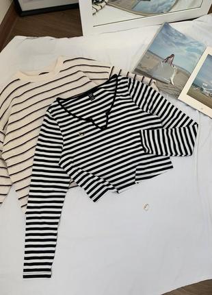 Кофтинка у полоску