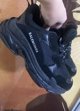 Кроссовки balenciaga 26,5см