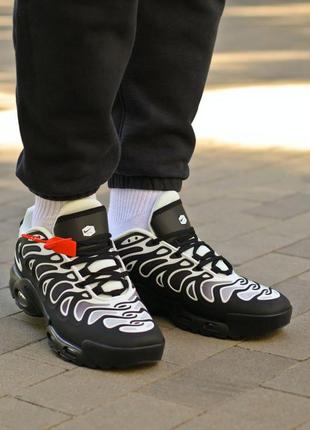 Кроссовки мужские nike air max plus drift white/black