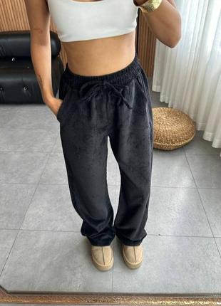 Трендовые спортивные вельветовые брюки свободного кроя