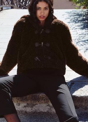 Шуба коричнева zara