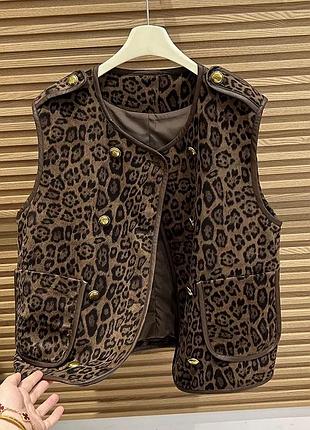Леопардова жилетка